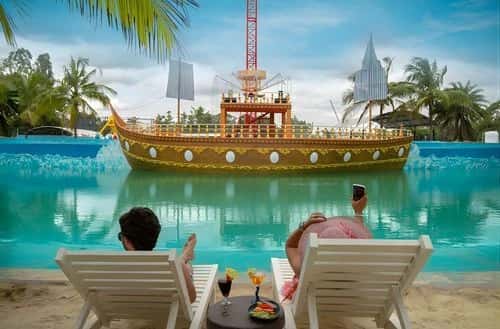 Jollywood Studios and Adventures